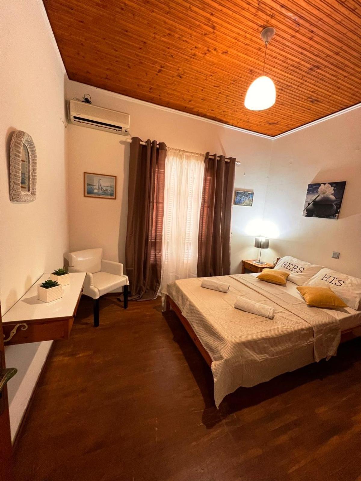 Stefanos Apartments By Sv Alians Agios Gordios  Zewnętrze zdjęcie